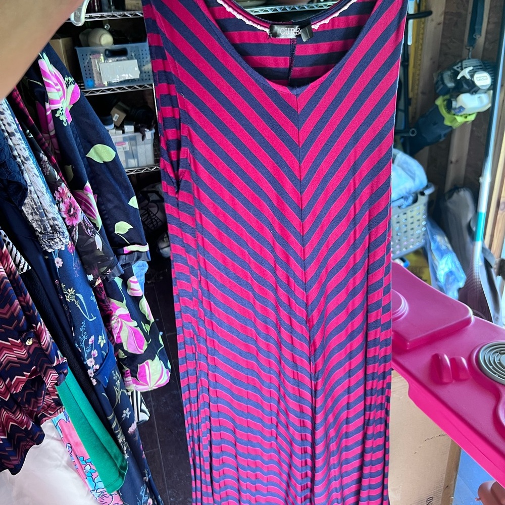 Women's "CURE" Size 2XL Red and Blue Striped Chevron Maxi Dress ❤️
